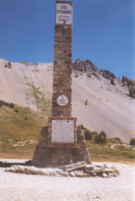 Obelisk am Col d'Izoard.Frankreichtour Team Ro&szlig;tal 2001Christian Barth