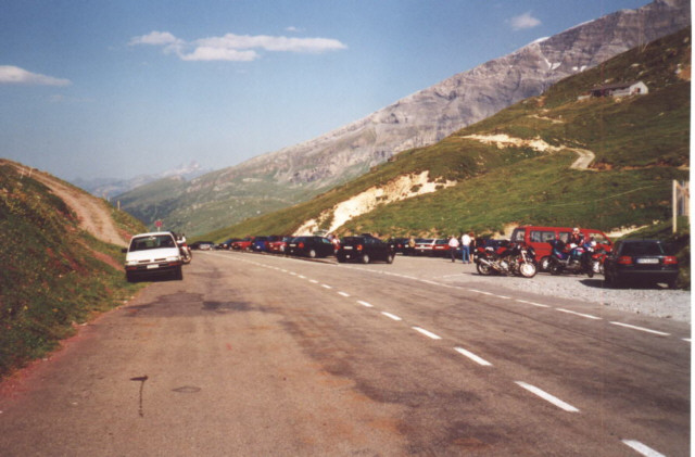 Passhöhe KlausenpassTeam Roßtal Tour Juni 2000Team Roßtal (Christian Barth (Team Rosstal))