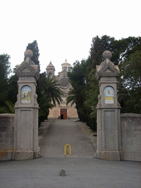 Die Ermita de Bonany (mit Bewacher).