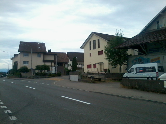 Auffahrt von Boswil:  hier rechts