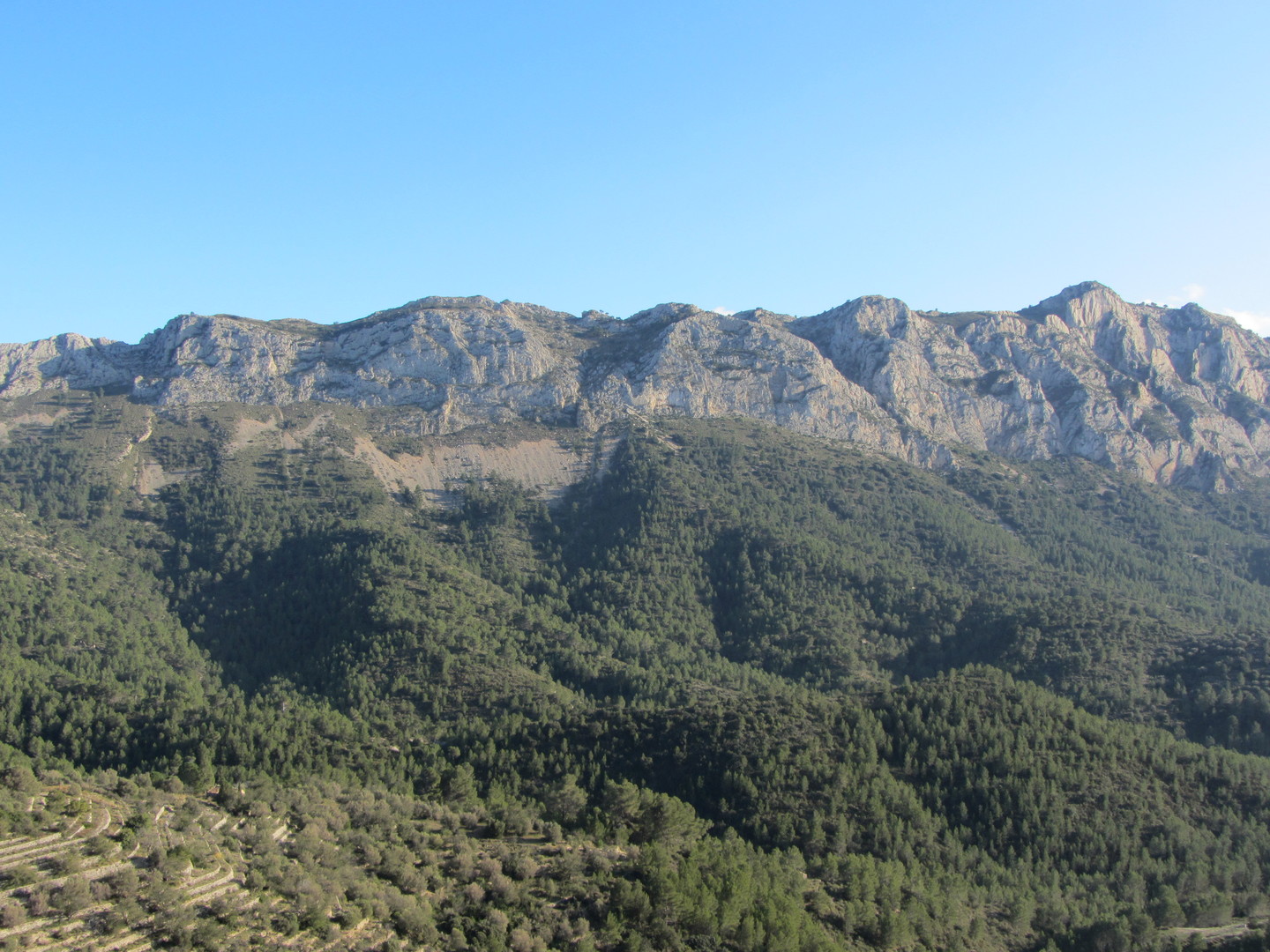 Süd: Die Serra del Ferrer.